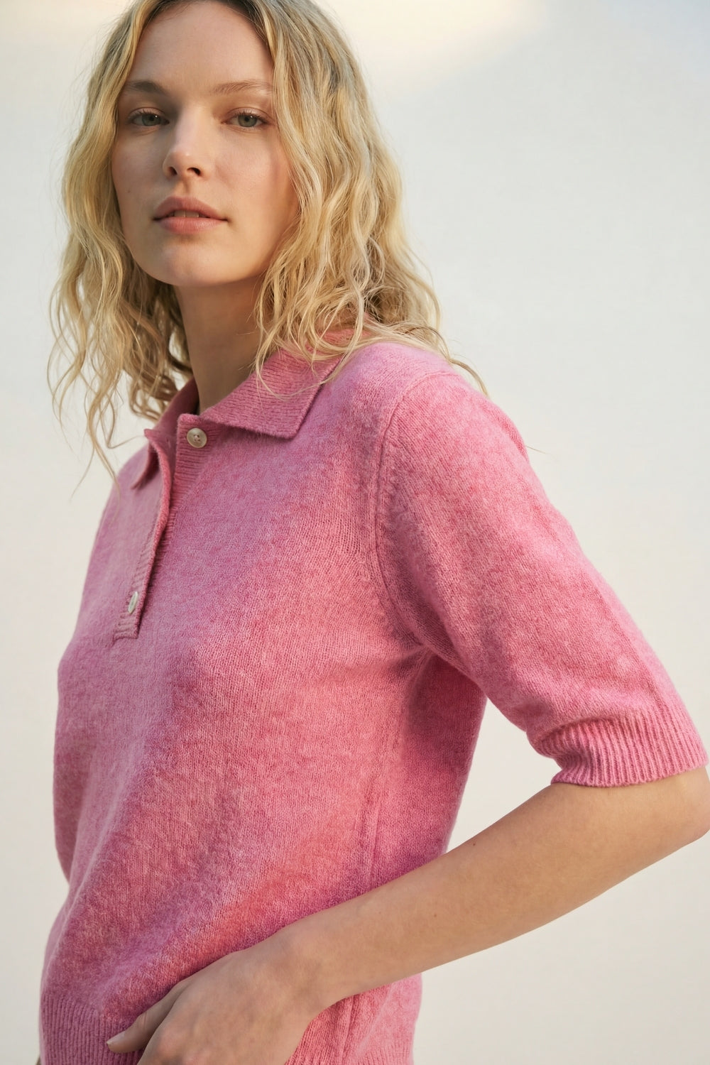 Pull polo en maille douce et duveteuse rose