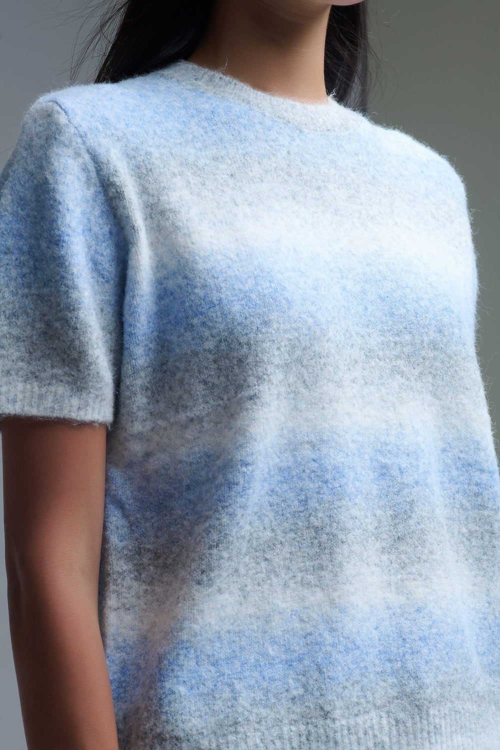 Pull rayé ombré à manches courtes bleu