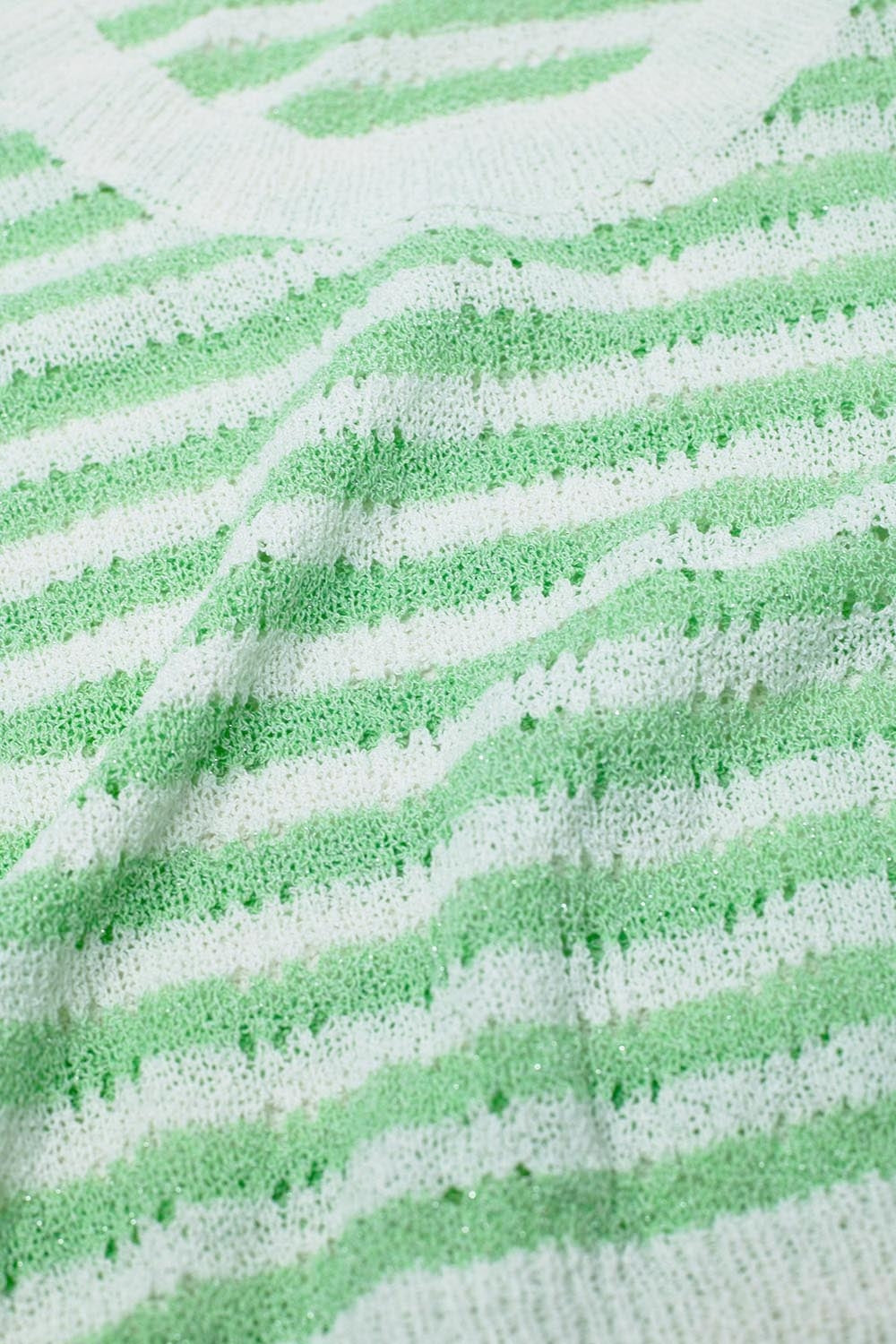 Pull sans manches à rayures en tricot ouvert en vert et blanc
