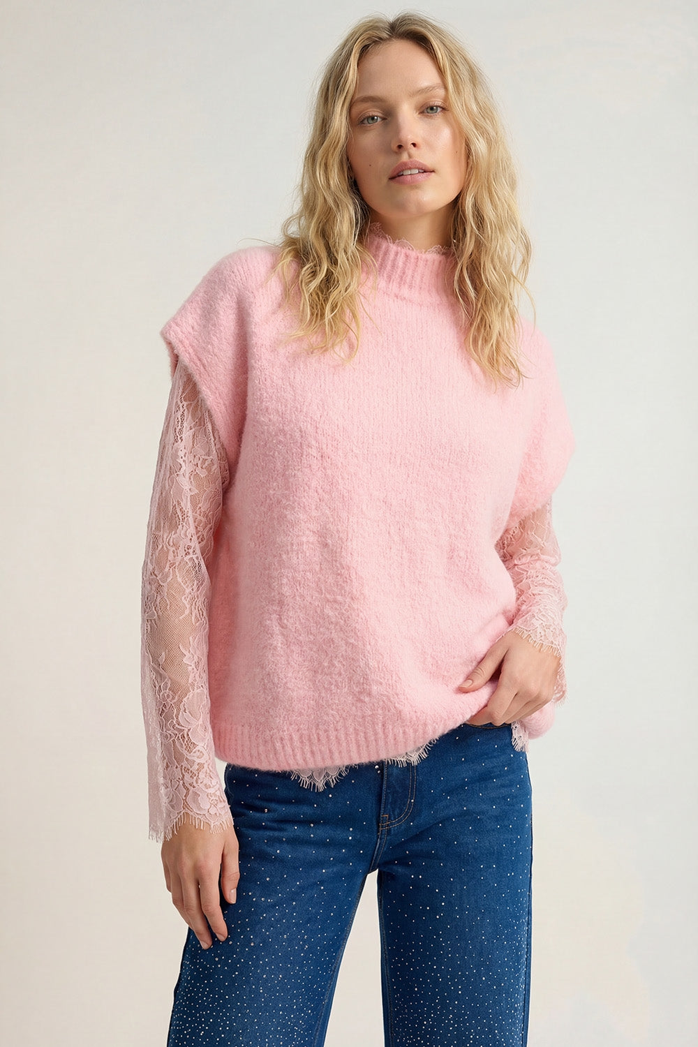 Q2 Pull sans manches en tricot doux doublé de dentelle en rose