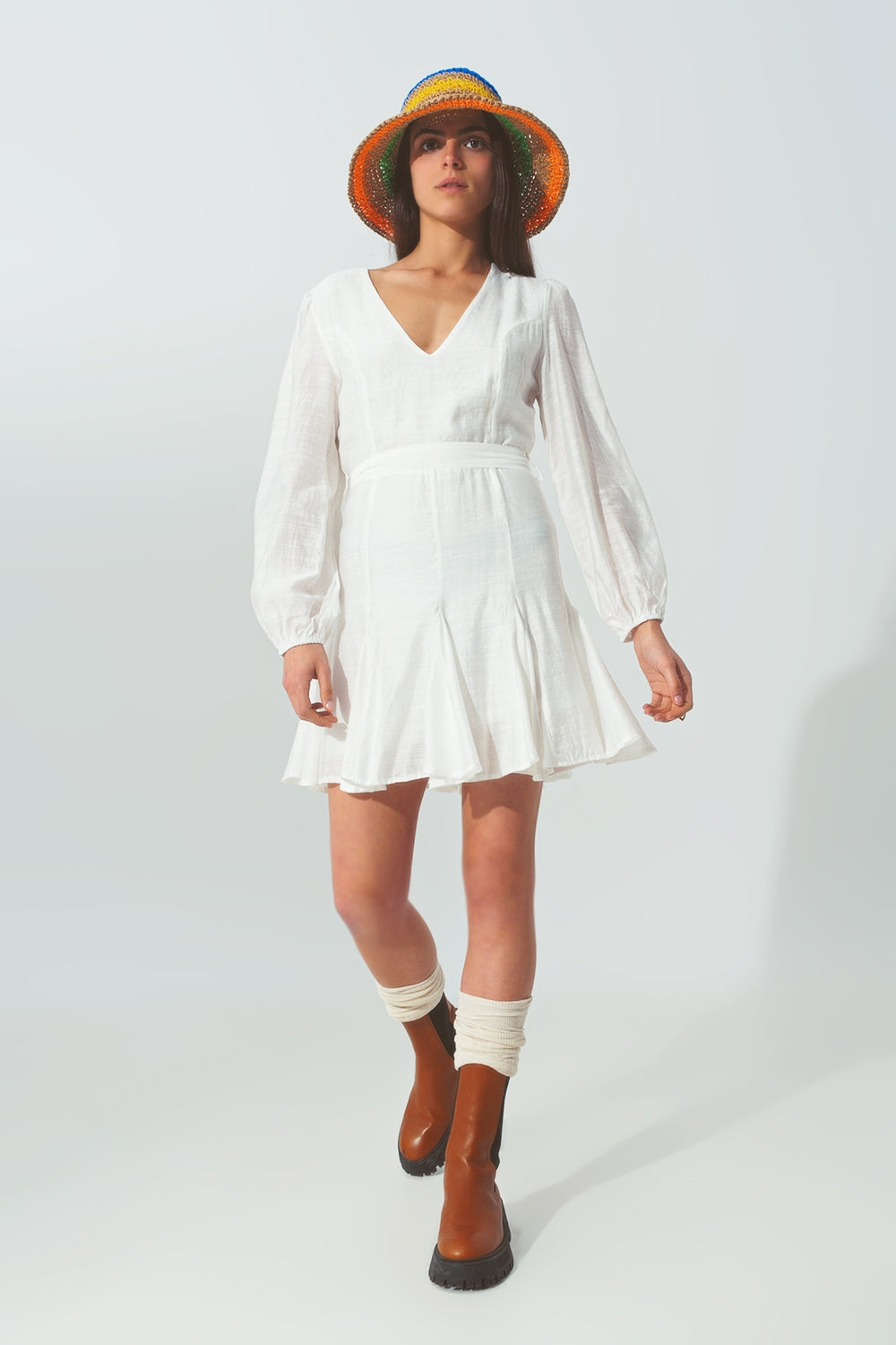Q2 Robe à Col V à Volants Blanc