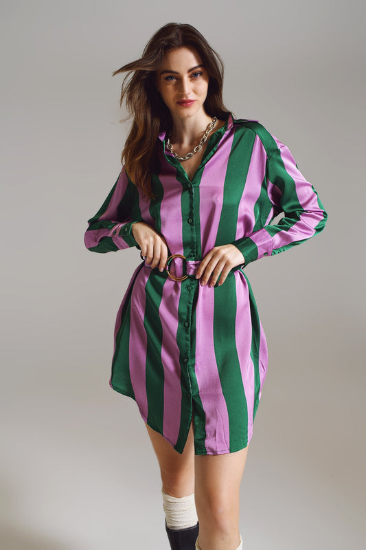 Q2 Robe chemise courte à rayures lilas et vertes