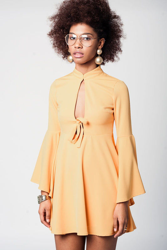 Q2 Robe courte coupe seventies