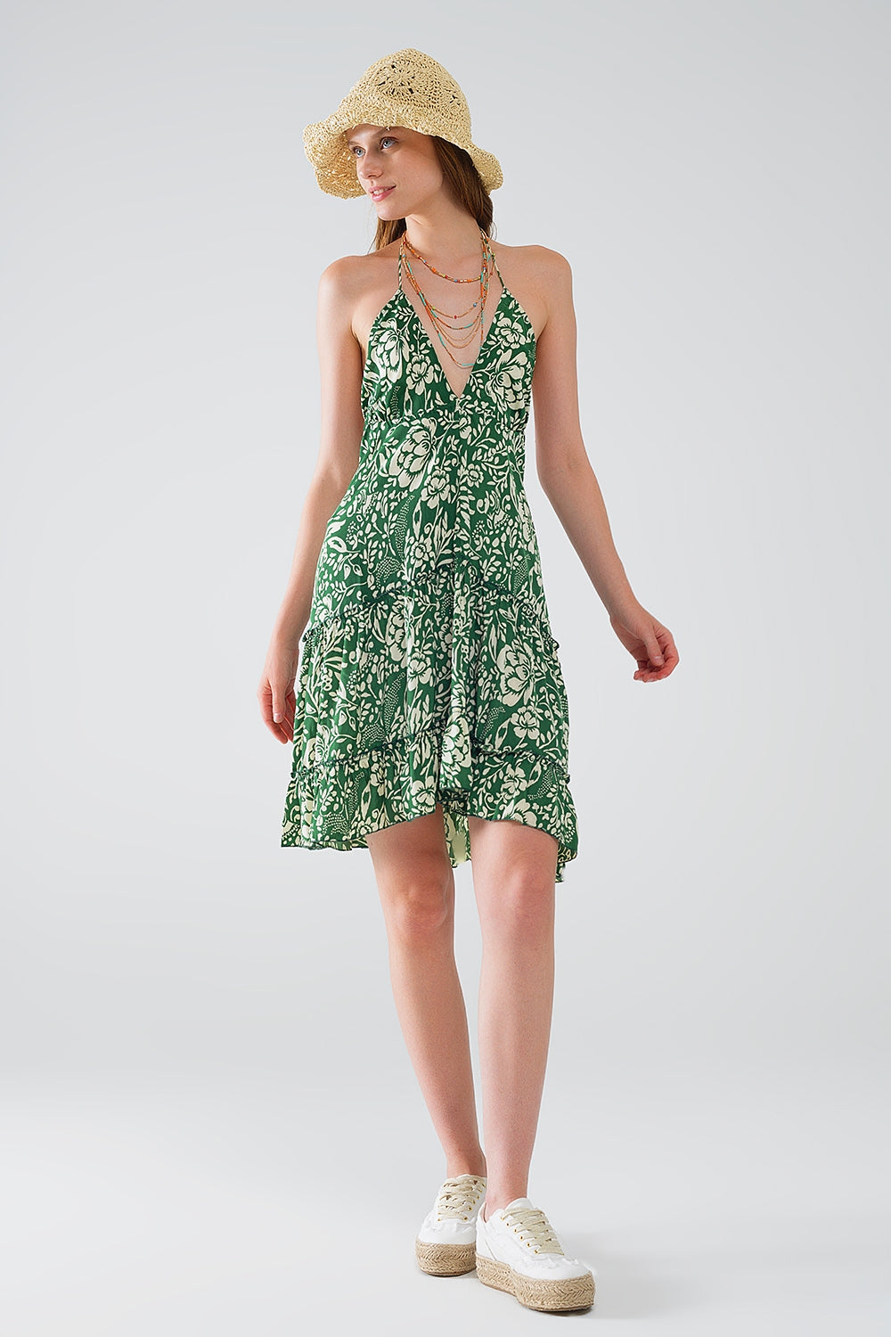 Robe courte verte à imprimé fleuri en satin de style boho