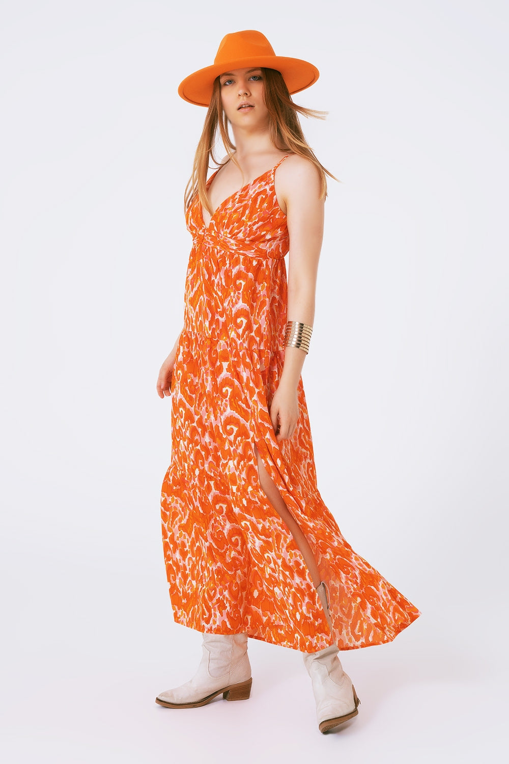 Robe longue imprimée fleurie avec décolleté en V en orange