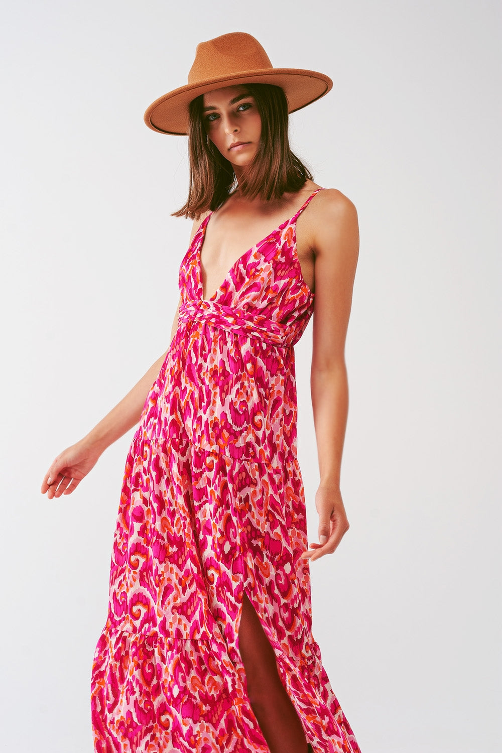 Robe longue imprimée fleurie avec décolleté en V en rose