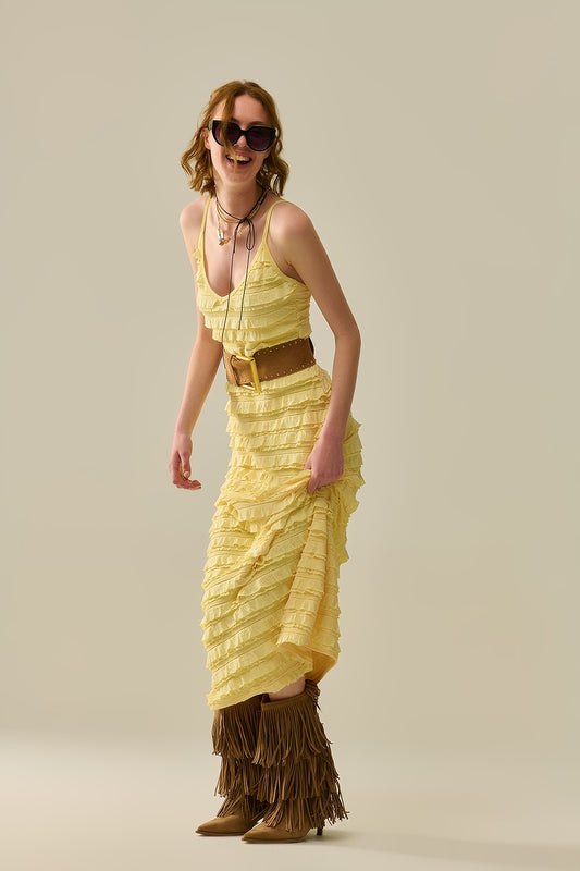 Q2 Robe longue jaune à volants et à bretelles
