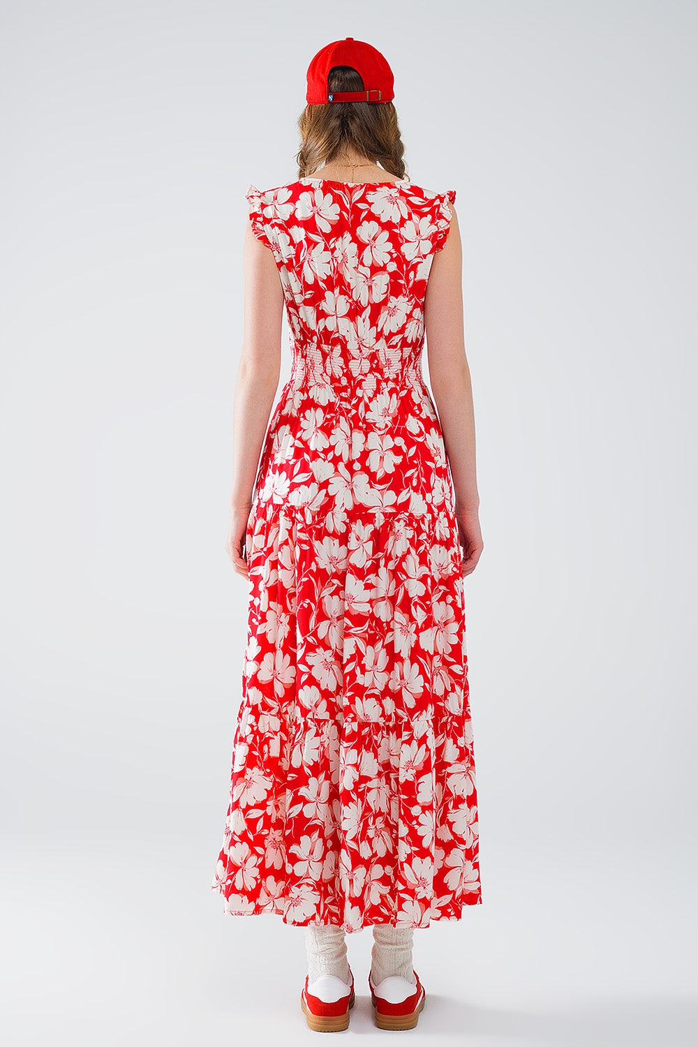 Robe longue rouge à imprimé floral et col en V