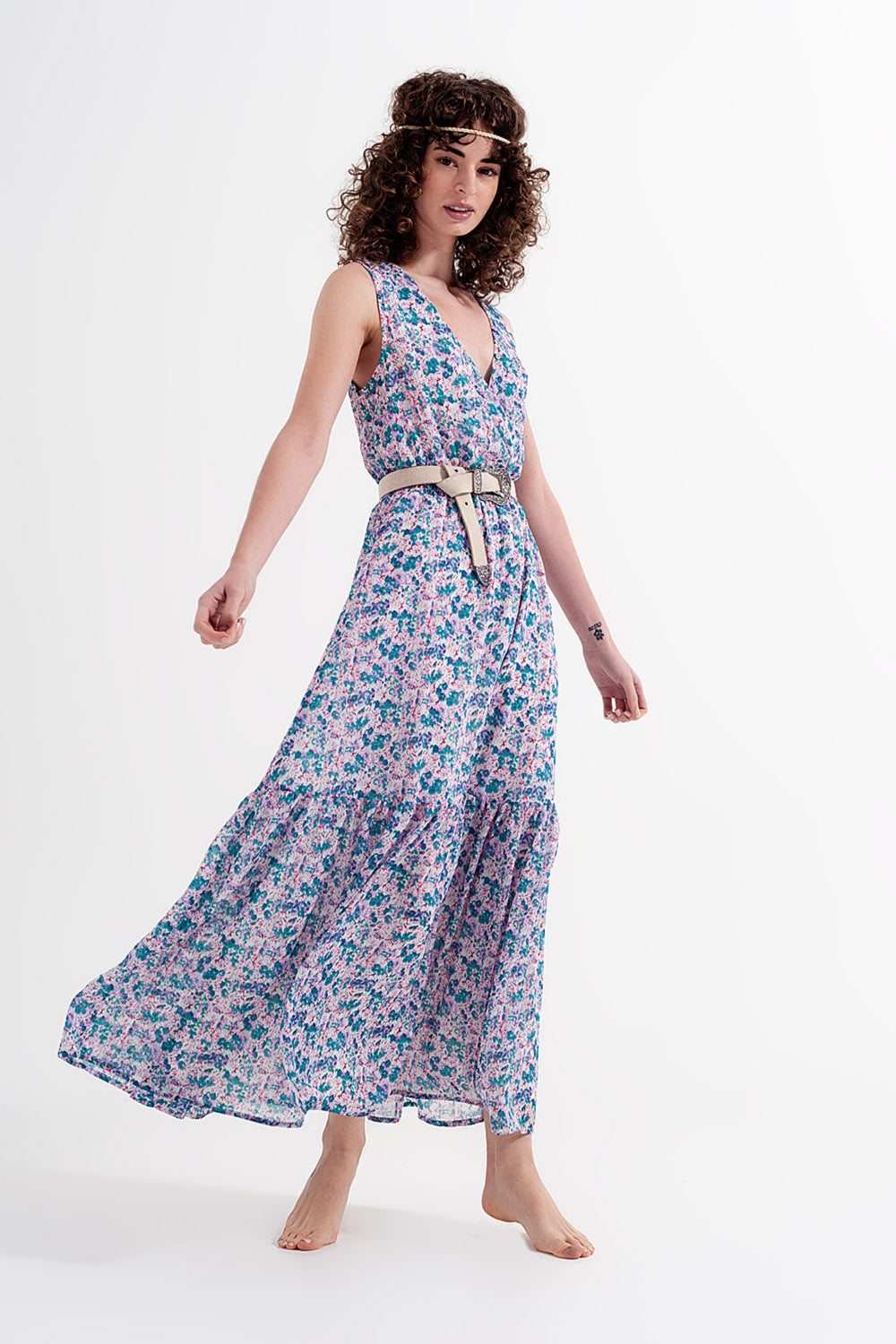 Robe longue sans manches à petites fleurs en vert