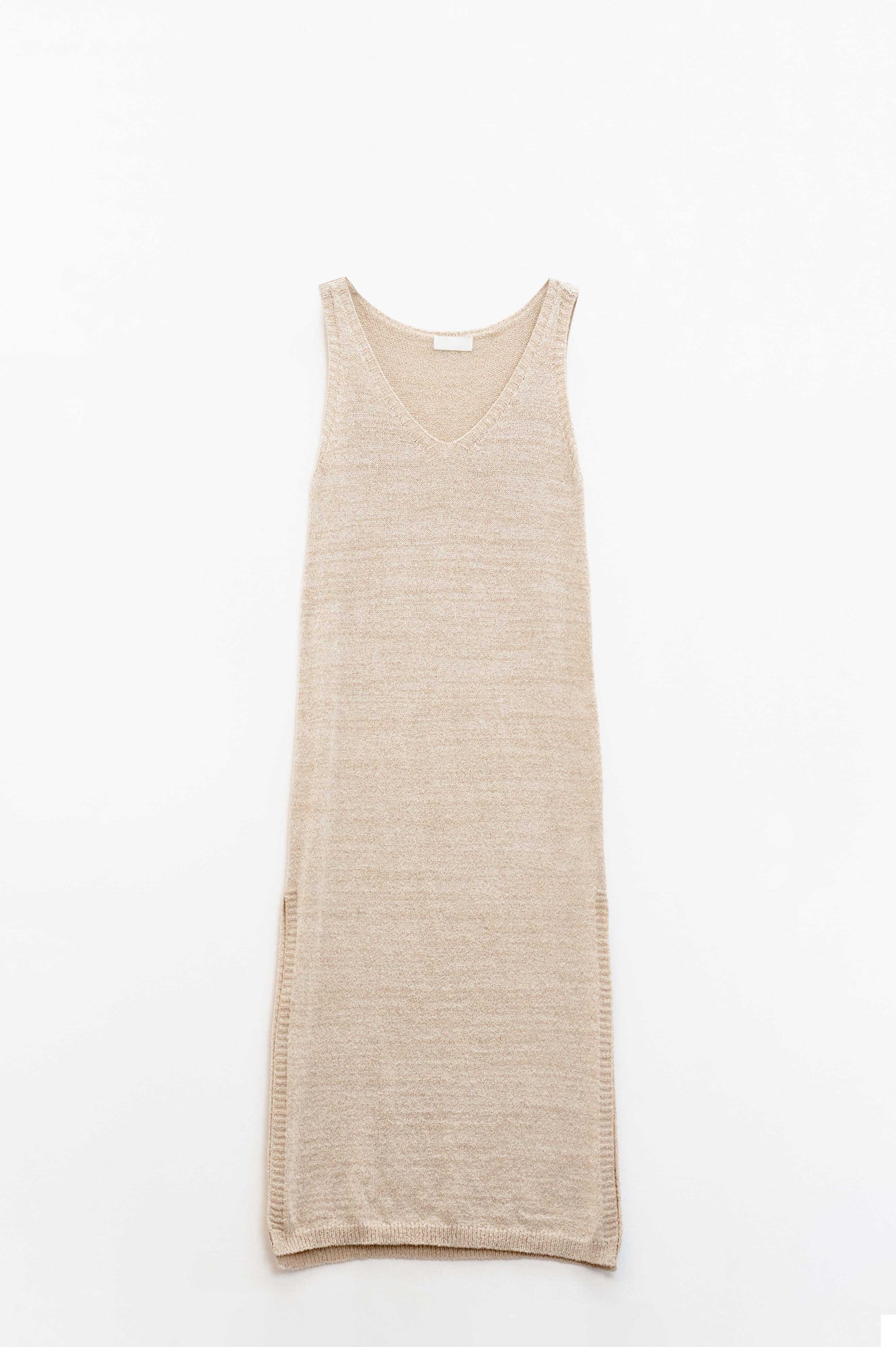 Q2 Robe longue sans manches beige avec fente sur le côté