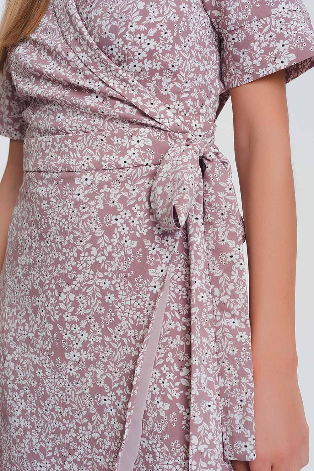 Robe mi-longue cache-cœur à fleurs rose