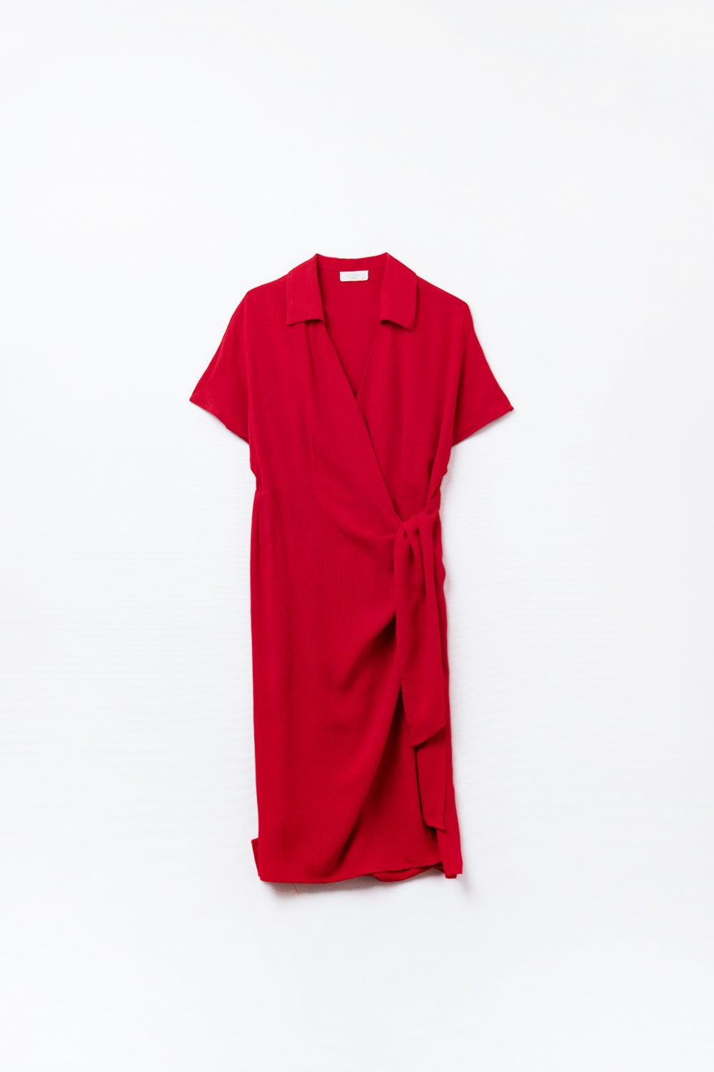 Robe midi rouge avec nœud sur le côté