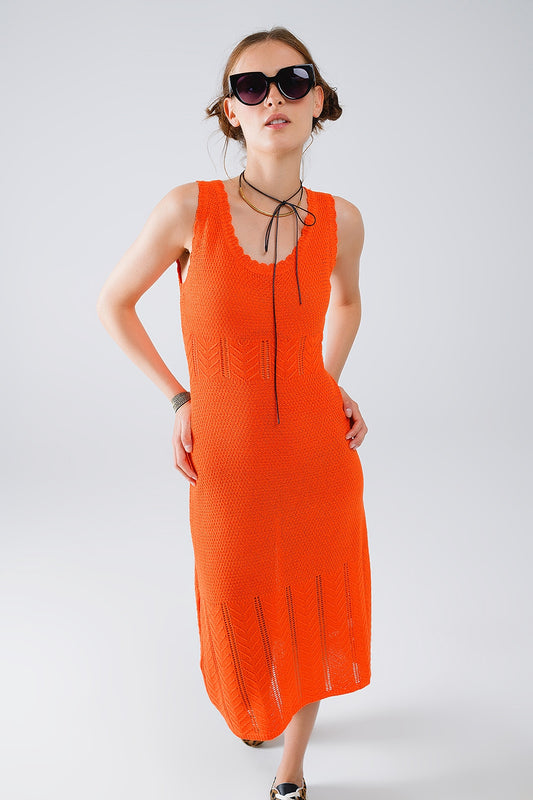 Q2 Robe midi sans manches en maille orange à col rond