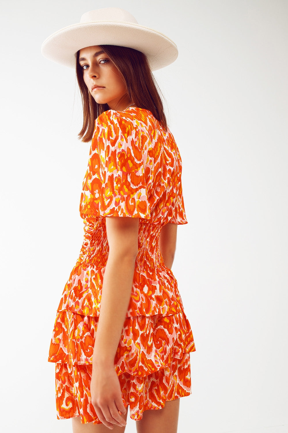 Robe mini à col en V avec imprimé floral orange