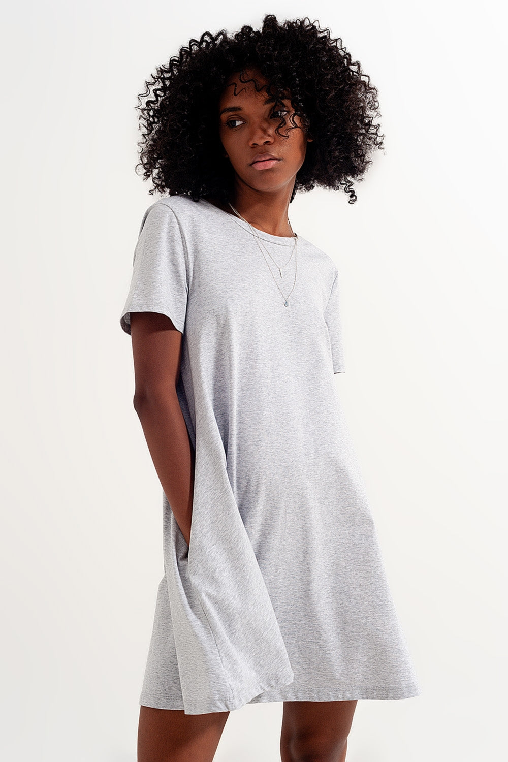 Robe t shirt avec poches couleur gris