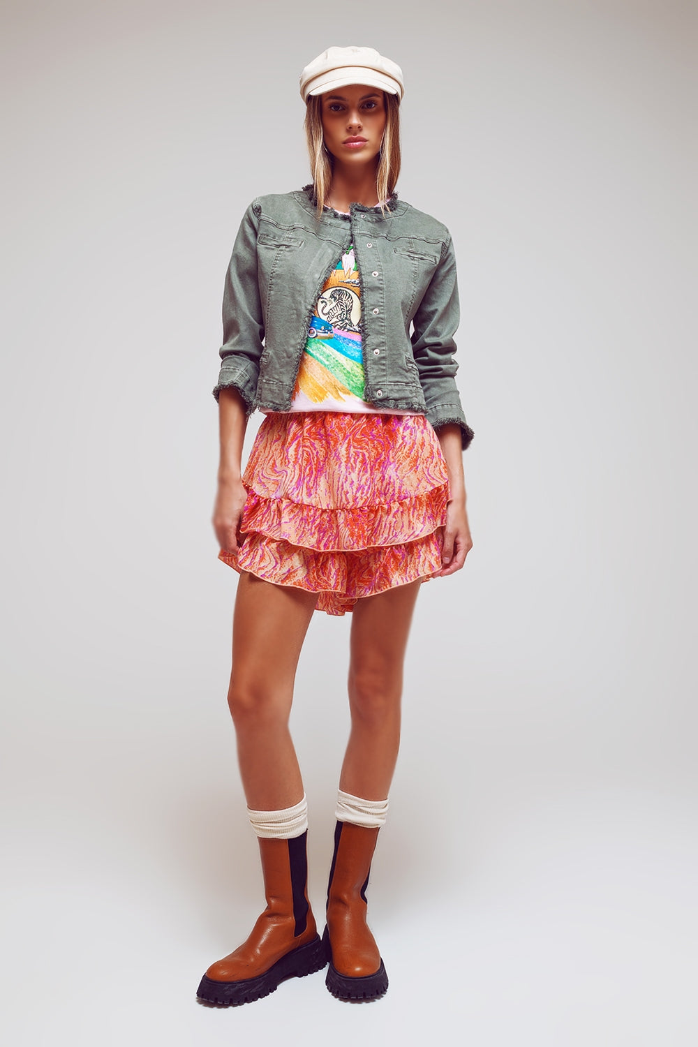 Short avec ourlet à volants à imprimé zèbre abstrait en orange et fuchsia