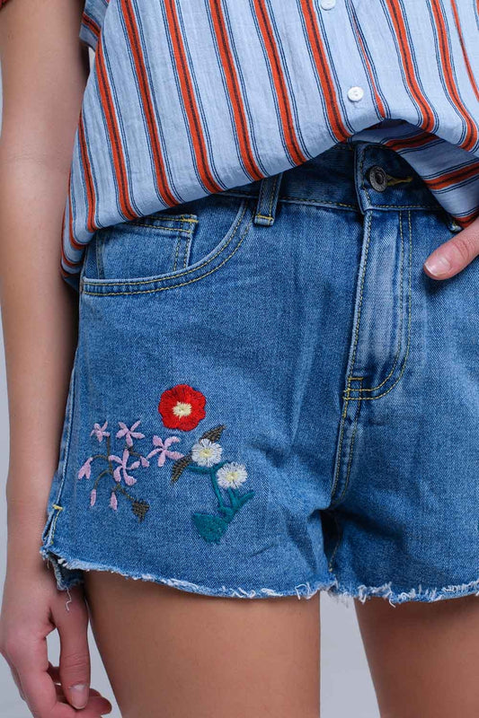 Q2 Short en denim motif floraux