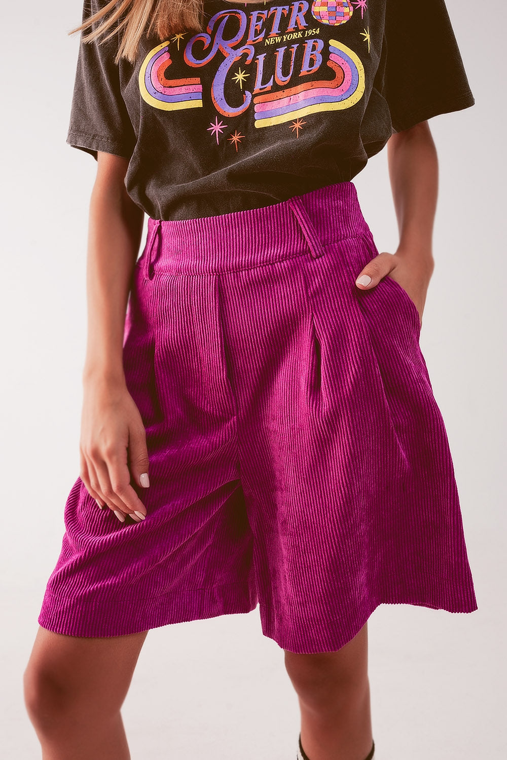 Short long coupe en velours côtelé fuchsia