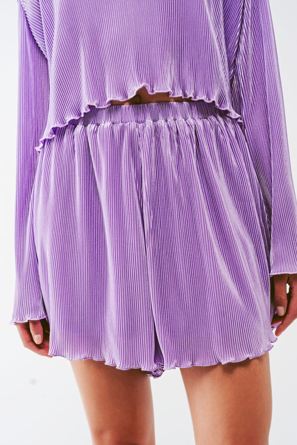 Short plissé en lila