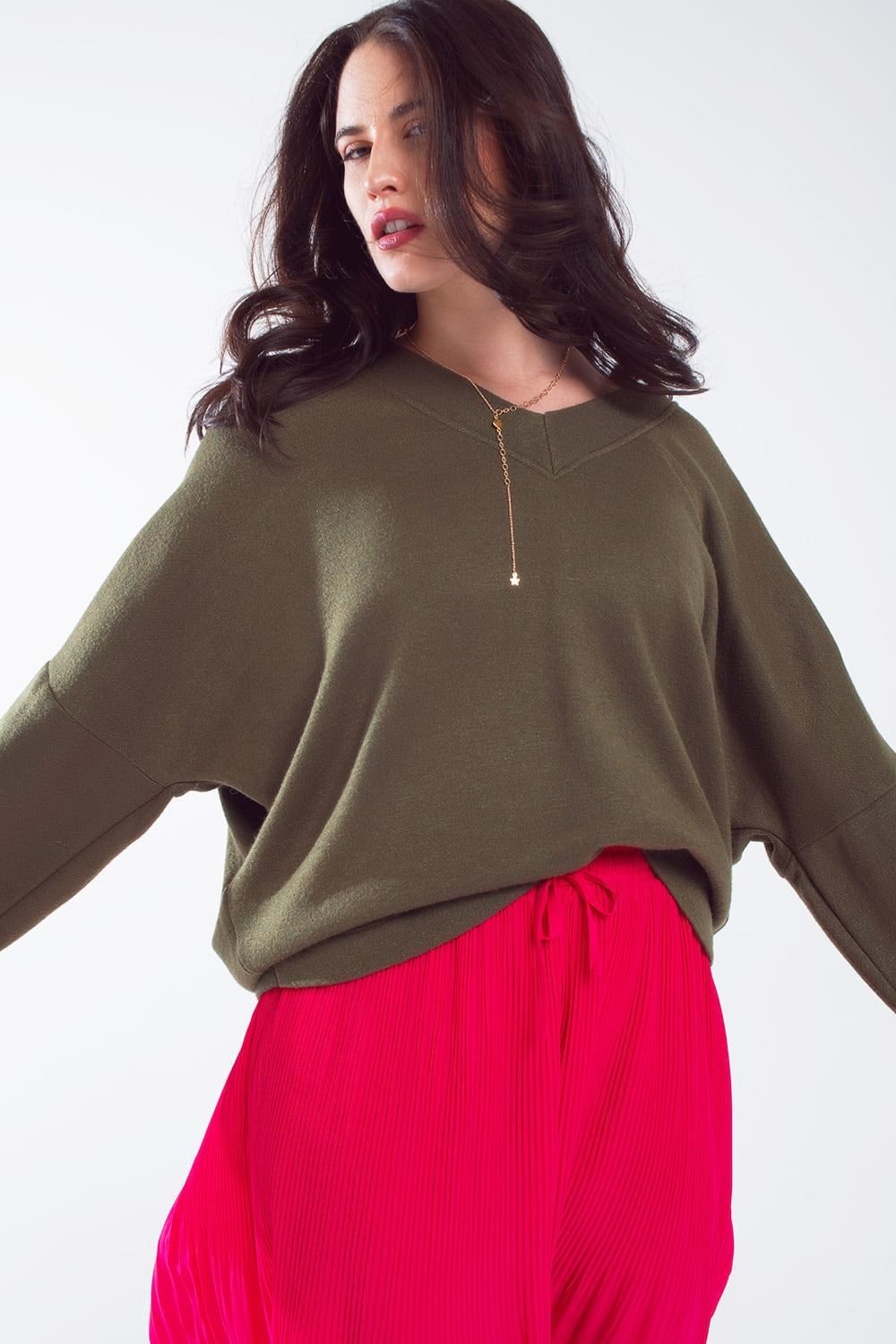 Swearshirt oversize vert olive avec encolure en V