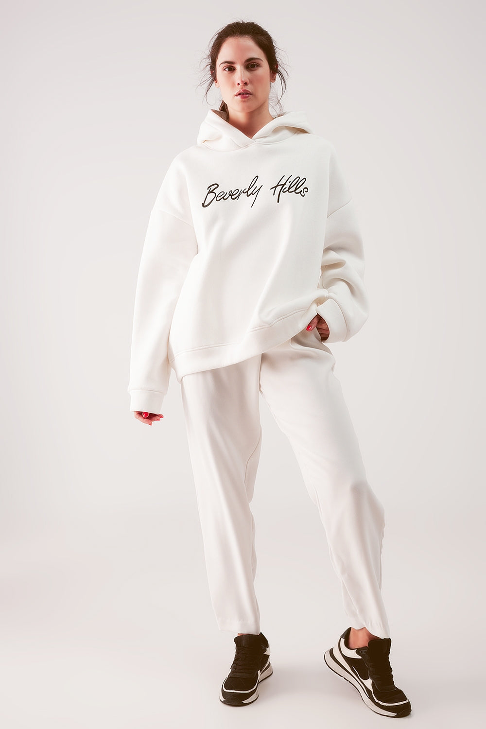 Sweat à capuche oversize style boyfriend crème