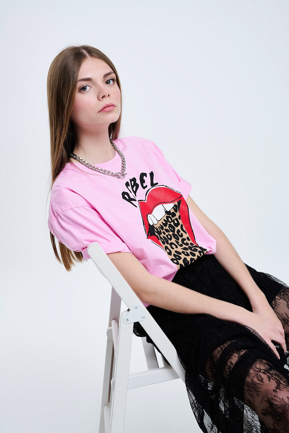 Q2 Tee-shirt graphique Pink Rebel avec languette imprimée léopard