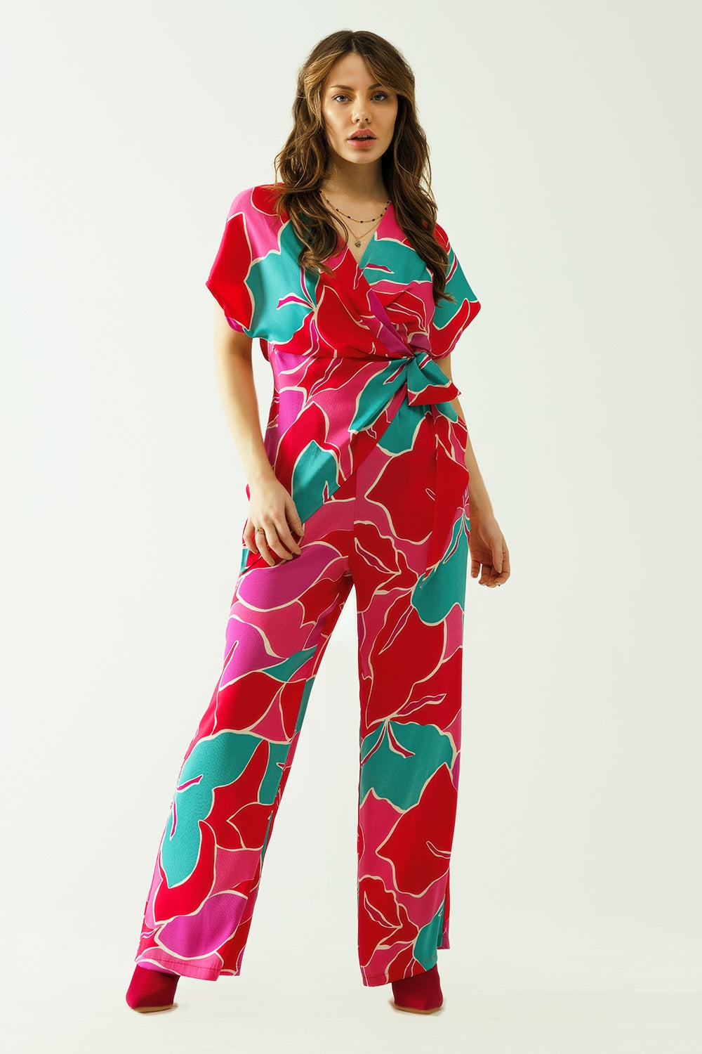 Top à manches courtes avec motif floral et détail de nœud