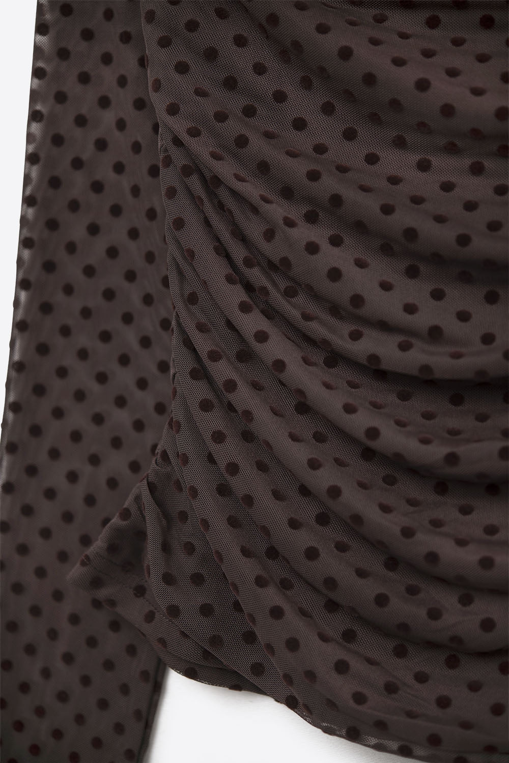 Top à pois marron en tissu transparent élastique