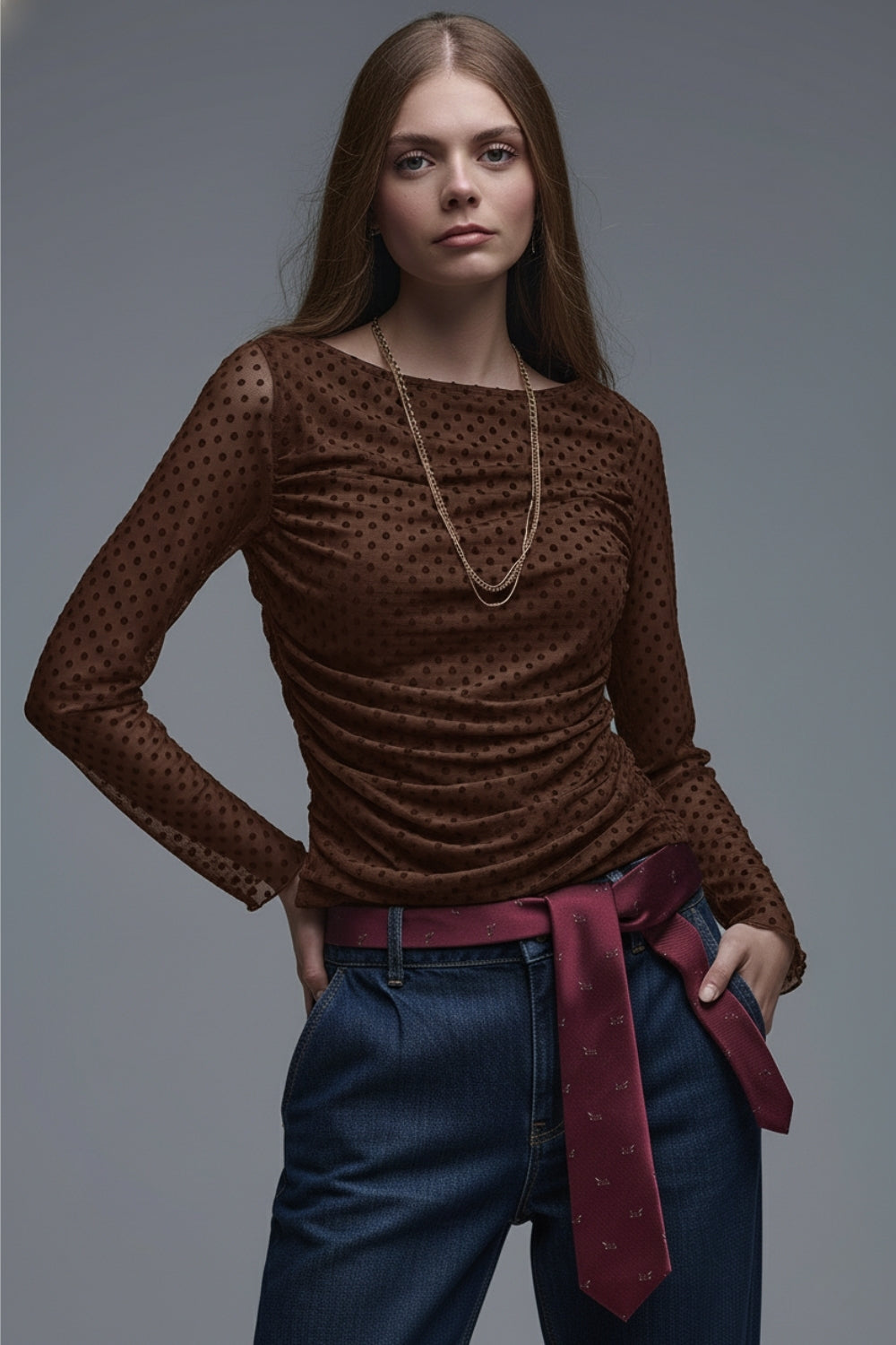 Top à pois marron en tissu transparent élastique