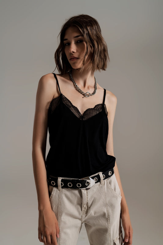 Q2 Top cami à dentelle en noir