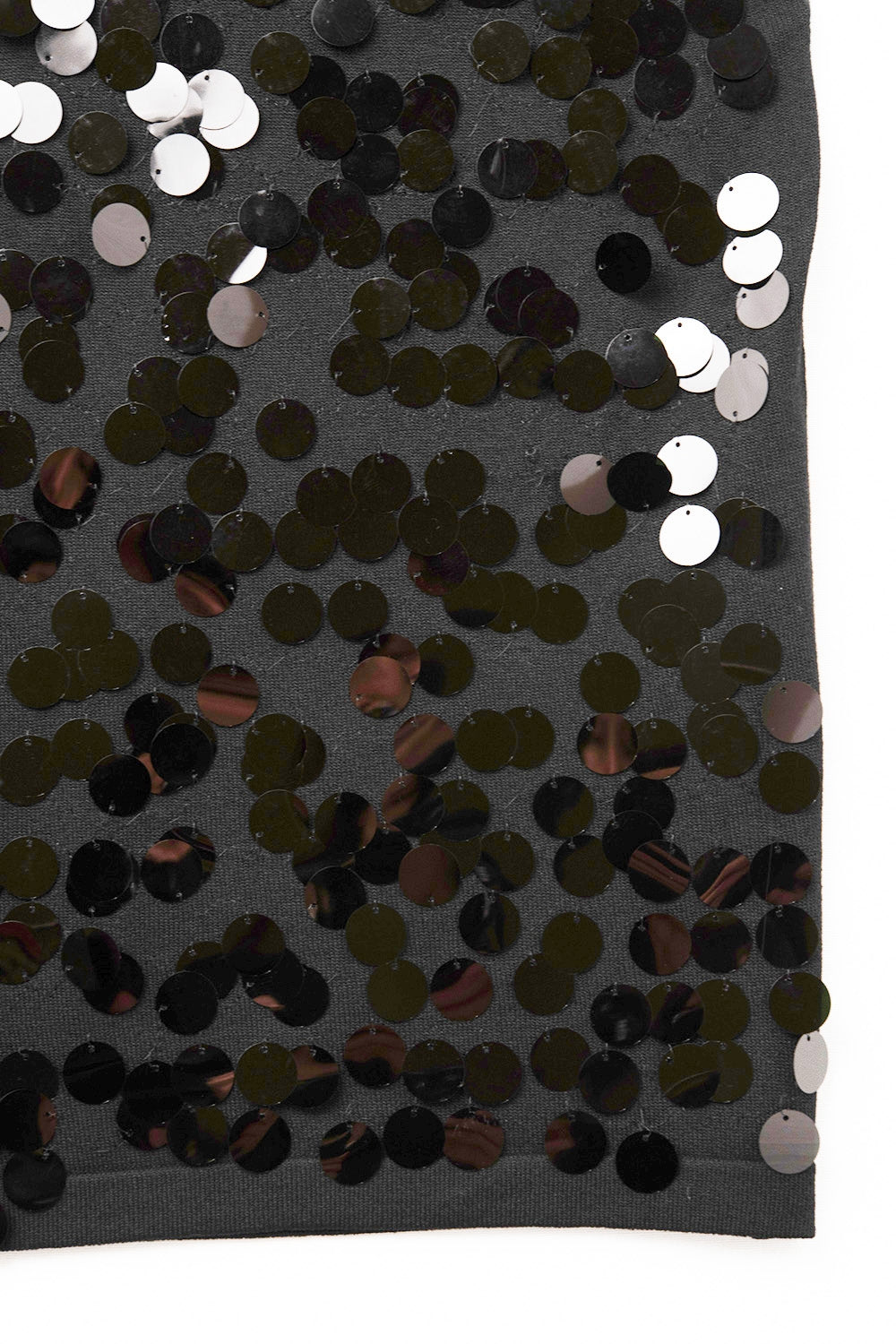 top en tricot noir avec détails en paillettes