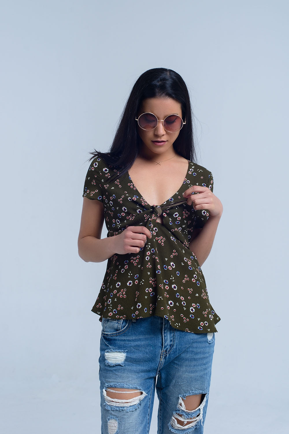 Q2 Top vert avec imprimé floral