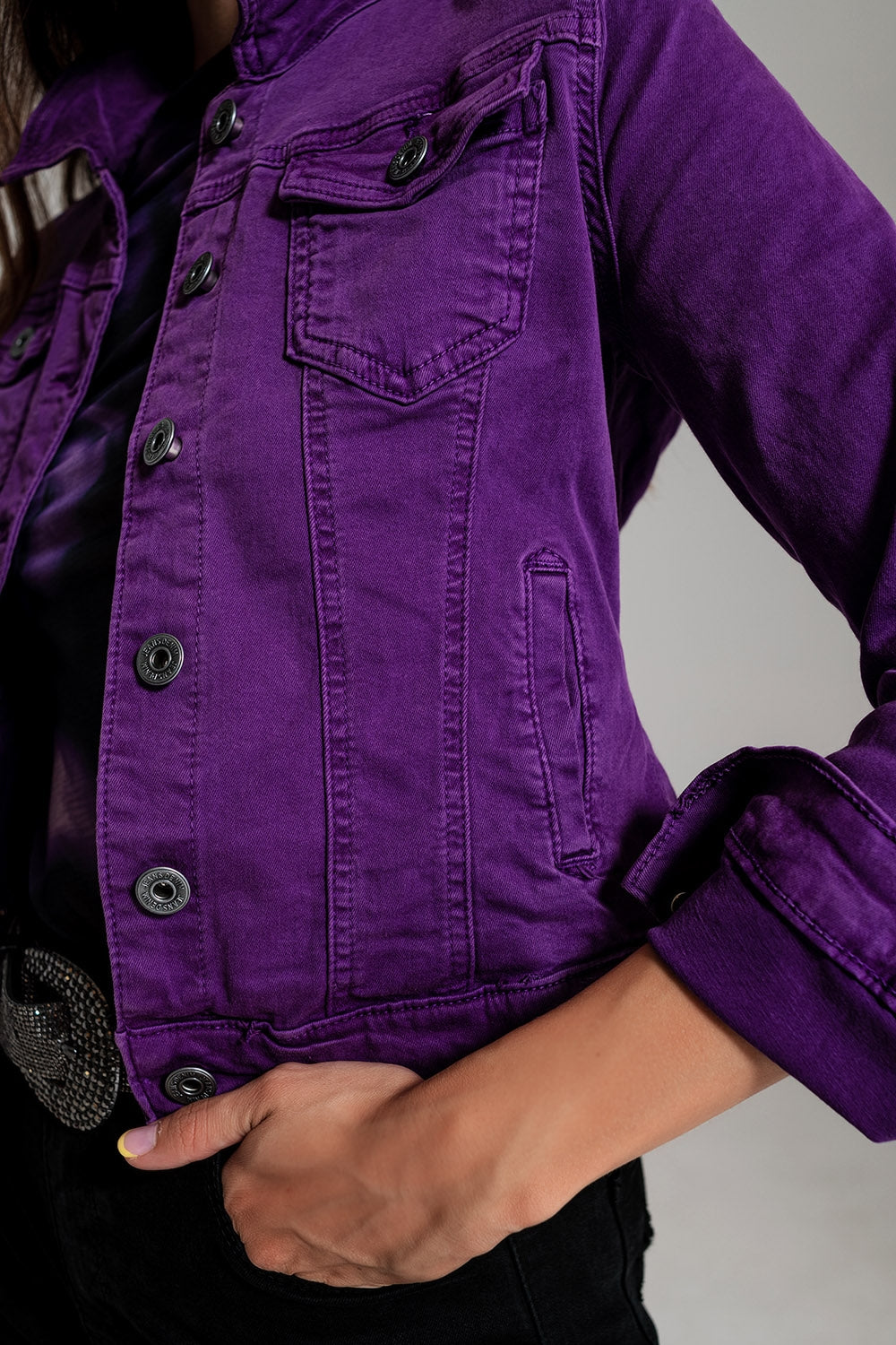 Veste camionneur ajustée en jean violet