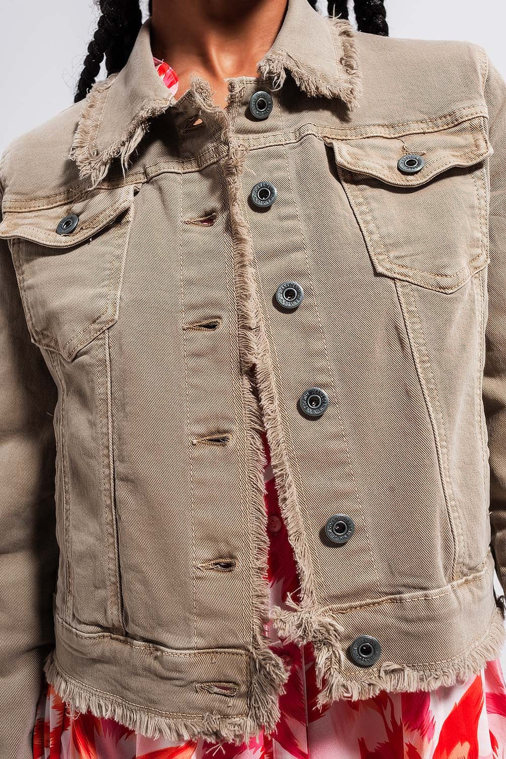 Veste en jean à bords bruts gris