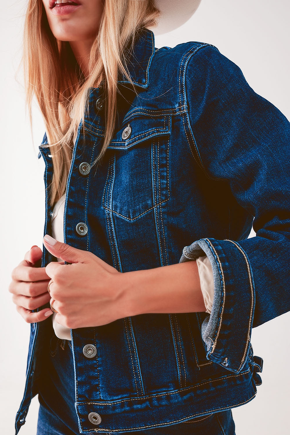 Veste en jean brodée au dos Bleu foncé